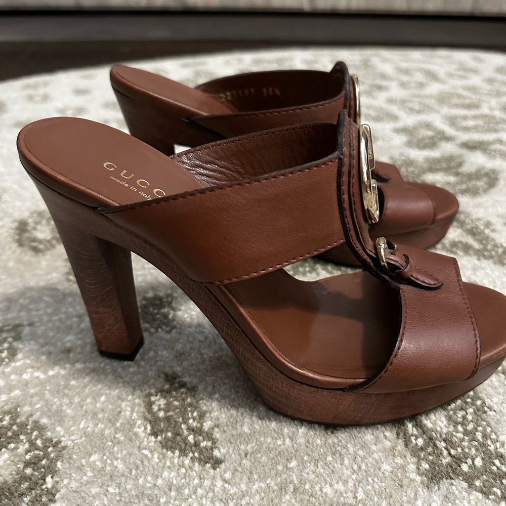 COPY - Vintage Mint Condition Gucci platform sandals in cognac brown. Size 36.5 - Picture 2 of 7